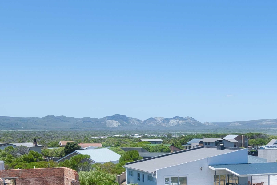 4 Bedroom Property for Sale in Pearly Beach Western Cape